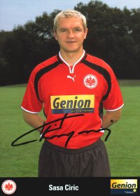 Eintracht Frankfurt - Vorderseite.jpg